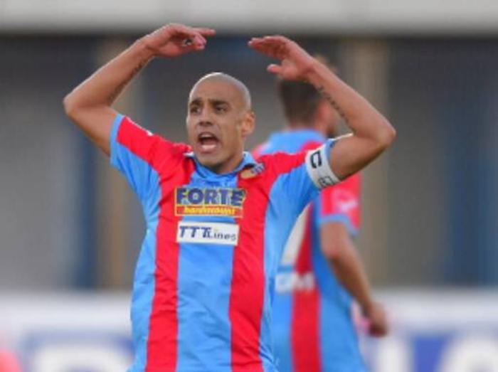 Colpo dell&rsquo;Akragas firma il centrocampista ex Juve e Catania Sergio Almiron