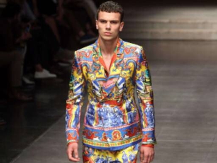 Dai dragoni ai carretti, dalle pagode ai pupi: l’esotica Sicilia cinese di Dolce &amp; Gabbana