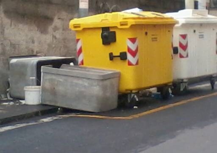 Eternit abbandonato per le strade di Catania è emergenza: rischio per la salute pubblica