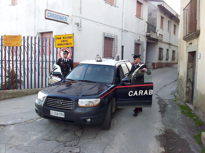 Capizzi, botte da orbi al fidanzato della figlia