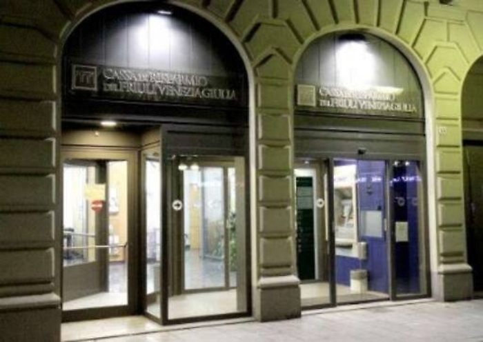 Friuli, rapina con ostaggi da 3mln: condanne per rapinatori siciliani