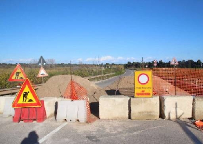 Il mistero del cantiere sul ponte di Cassibile: non ci sono operai