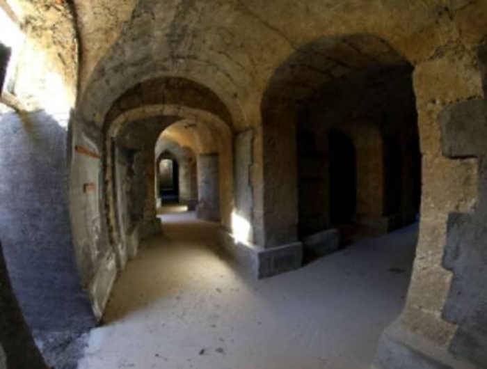 Il mondo sulfureo dei carrapipani Addio ai &ldquo;carusi&rdquo; e al sogno del tessile