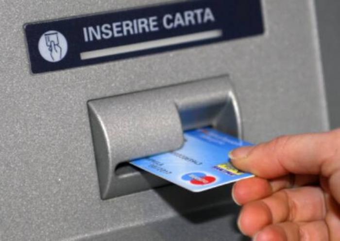 La Sicilia isola delle frodi: conti e carte sotto la morsa della pirateria