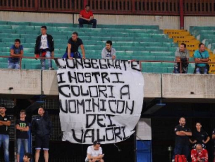 La Spal viola il Massimino Il Catania perde tra le contestazioni