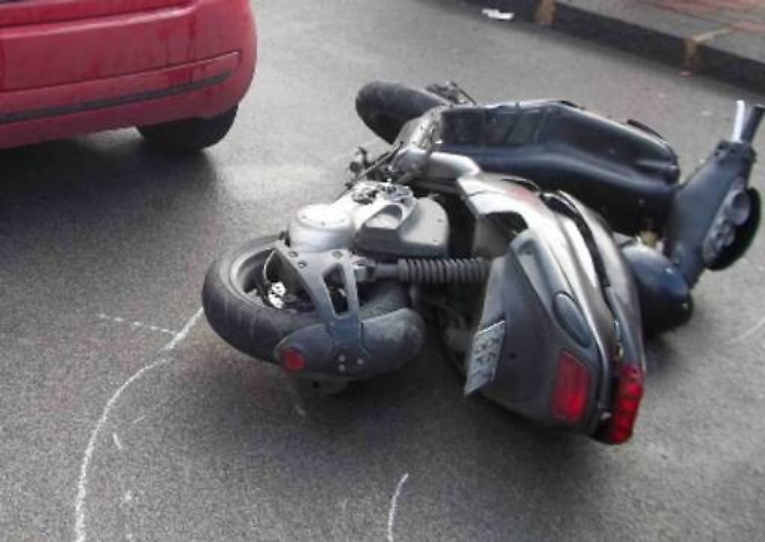 Marina di Ragusa, scontro auto-scooter: grave 14enne