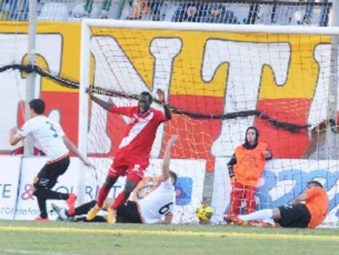 Messina al tappeto  nella ripresa il Barletta lo stende  in due minuti