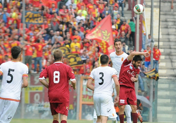 Messina sconfitto, alla Reggina il derby dello Stretto: ora serve la vittoria