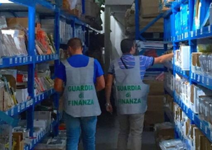 Misterbianco, GdF ha sequestrato  1,5 milioni di prodotti contraffatti