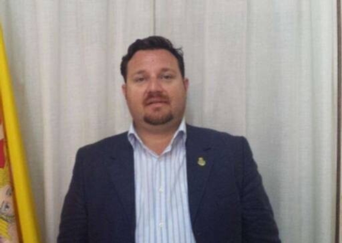 Niscemi, spari all’auto di assessore Il sindsco: “Pronto a dimettermi”