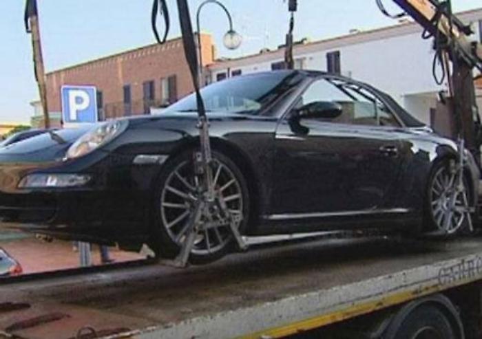 Oltre mille auto di lusso e 81 yacht sequestrati da Riscossione Sicilia