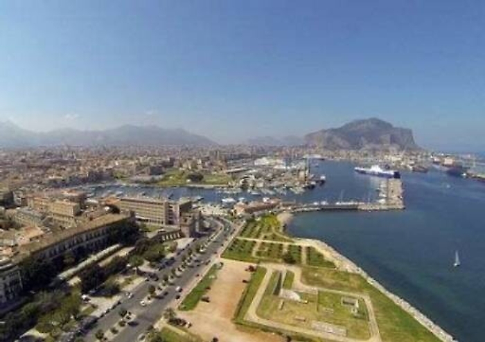 Palermo, trovato cadavere vicino il porto: non è chiara né la nazionalità né il sesso