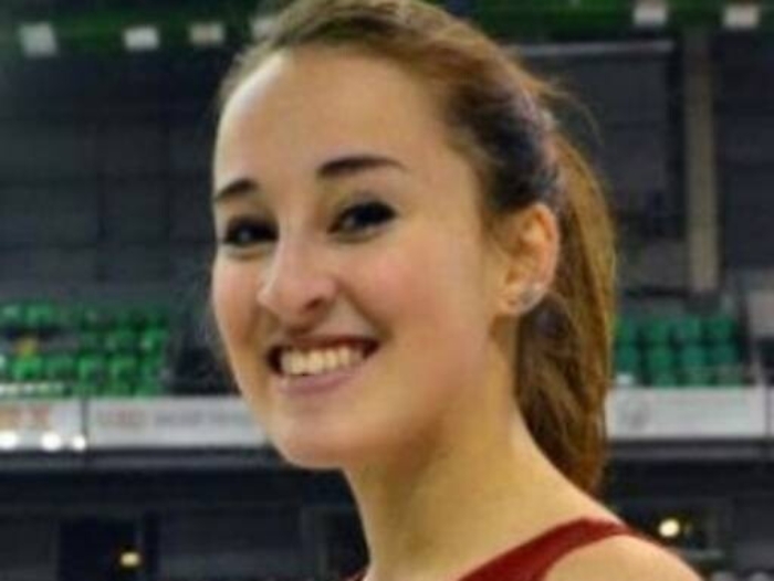 Prima dei Mondiali relax a Gardaland per la ginnasta catanese Carlotta Ferlito