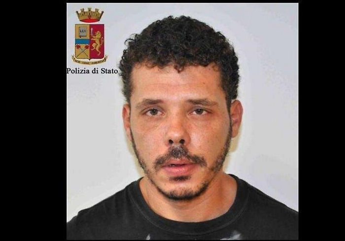 Ragusa, spacciava al parco A denunciarlo sono stati i genitori