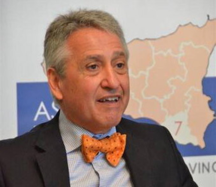 Ragusa: vuole donare 2 milioni all&rsquo;Asp, ma resta in sala d&rsquo;attesa