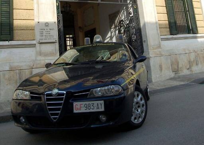 Siracusa, incassava assegni Cassa Edile Sequestrati 450 mila euro a ex presidente