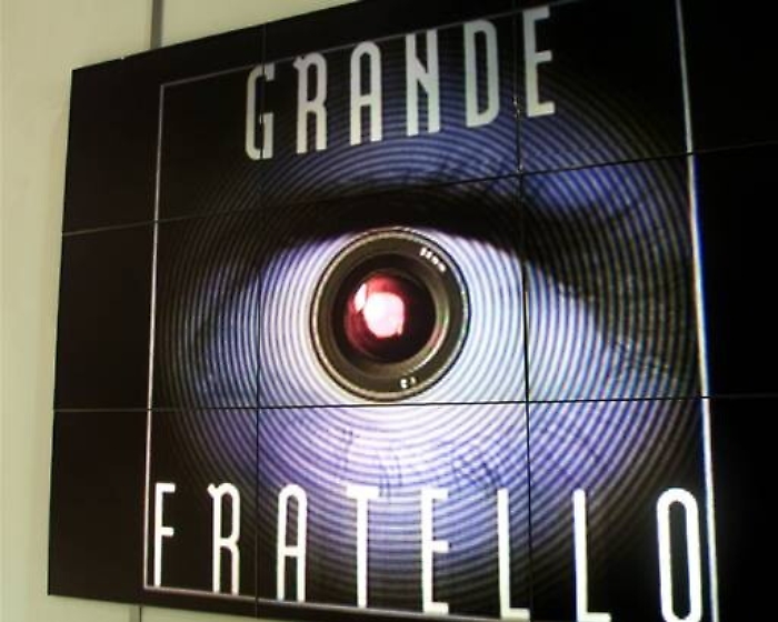 Un sordo, due gemelle catanesi e un trans fra i concorrenti del Grande Fratello