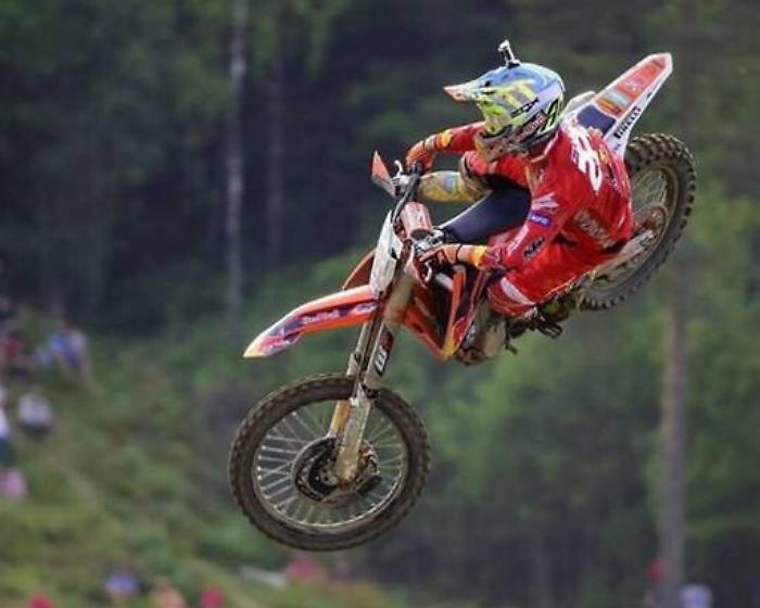 Uomo muore mentre fa motocross nel messinese