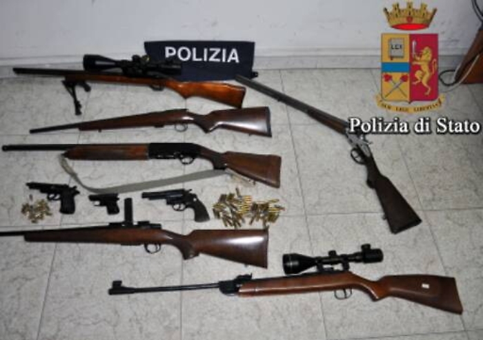 Vittoria, arsenale in campagna Denunciato un insospettabile