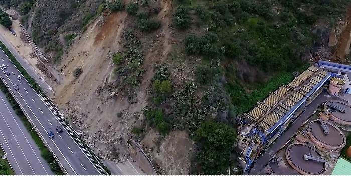 Frana sulla A18, al via i controlli con il drone e con il laser scanner