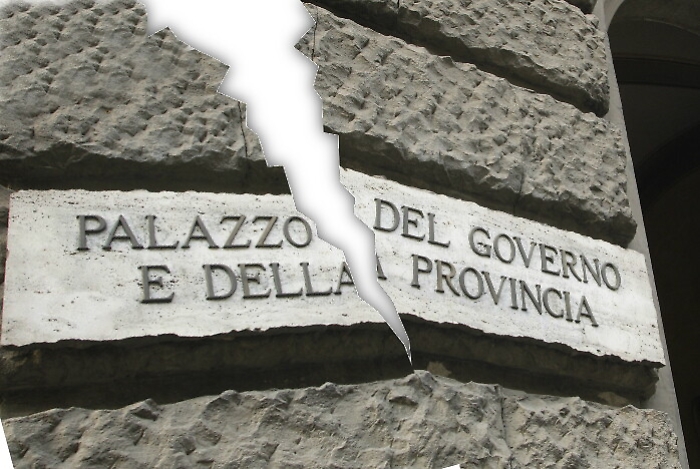 Lo scontro sulle province in Sicilia tra schizofrenia e difficolt&agrave; di decisione