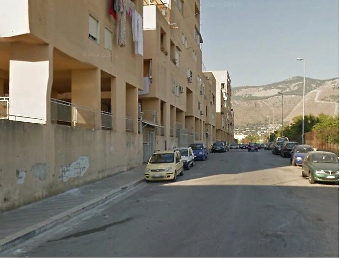 Palermo, prima la lite tra bimbi Poi colpi di pistola tra i pap&agrave;