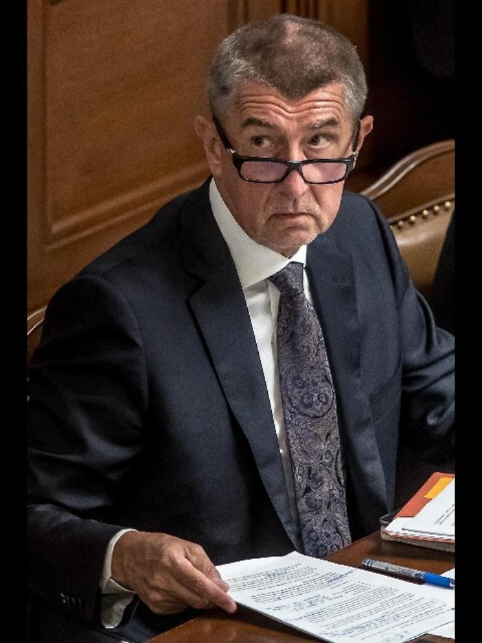 Rep. ceca, fiducia a governo Babis