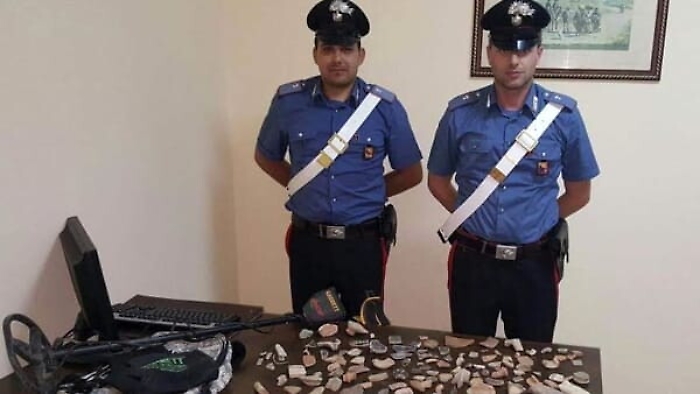 Operaio di Ravanusa rubava reperti archeologici con metal detector