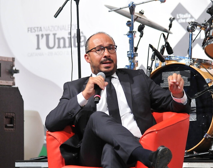 Faraone: &laquo;In Sicilia 12mila insegnanti in pi&ugrave; rispetto agli anni precedenti&raquo;