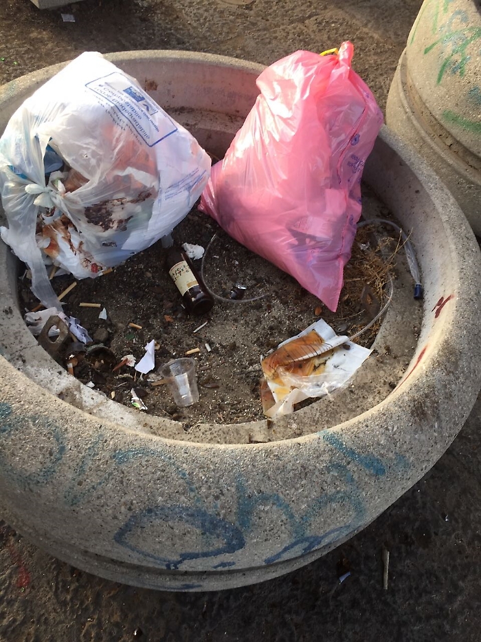 Ecco com' &egrave; ridotta Piazza Palestro a Catania!