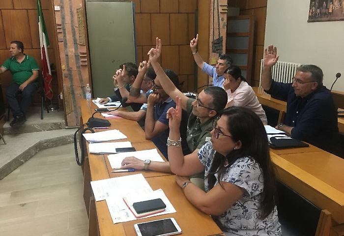 Il sindaco di Giarre: &laquo;Il dissesto, una autentica ingiustizia&raquo;