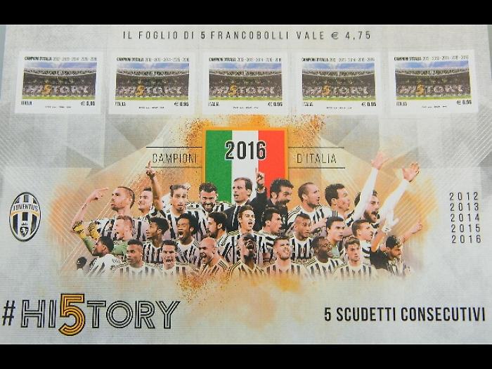 In un libro tutti i francobolli del 2016