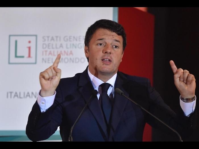 Renzi: 'Contro evasione senza punire, stop a gufi e vampiri'