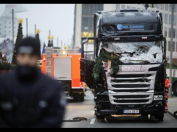 Berlino: si teme attentatore all'estero