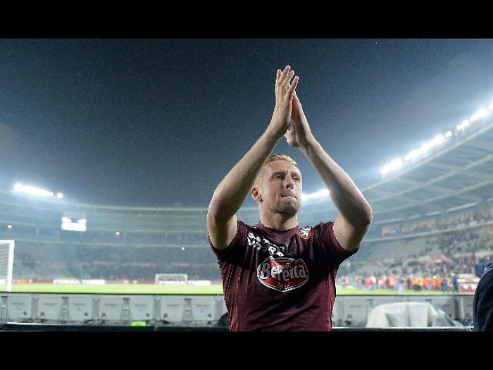 110 anni Torino, gli auguri di Glik