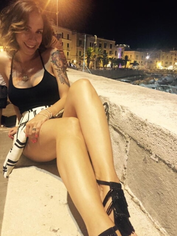 1 milione clic per Malena,da Pd a porno