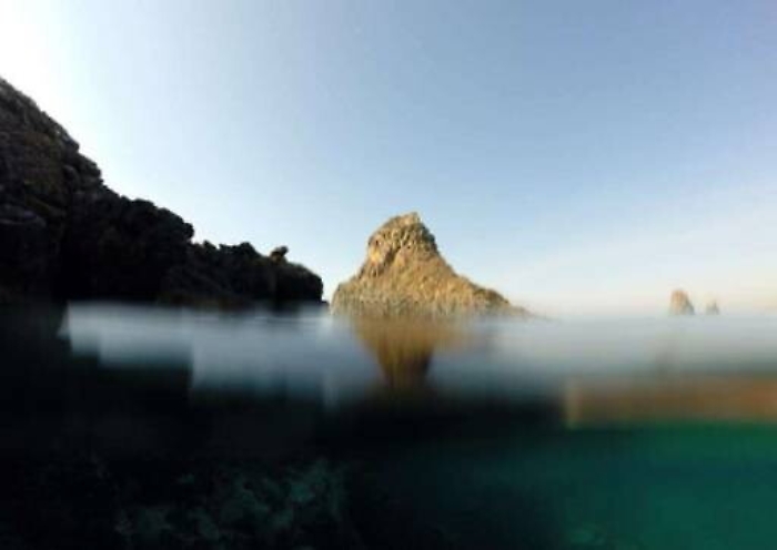 Aci Trezza piange Emmanuel Inghiottito dal blu dei Malavoglia