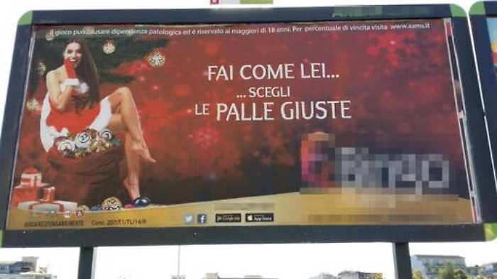 Ancora una pubblicità sessista stavolta a tema «natalizio»