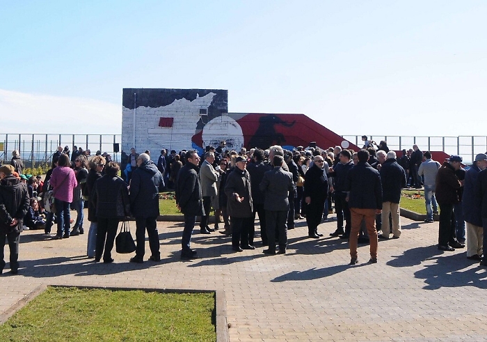 Catania, inaugurata piazza Cannavò La moglie: «Candido è qui con noi»