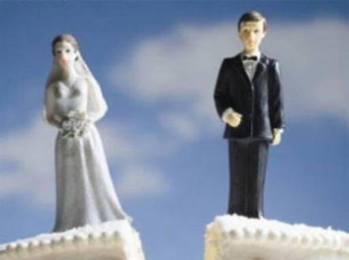 Catania, piace il &ldquo;divorzio facile&rdquo; ma non agli ufficiali di stato civile