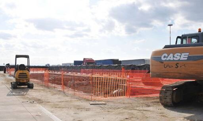 Catania, voragine sulla darsena: «Non c’è stato alcun cedimento»