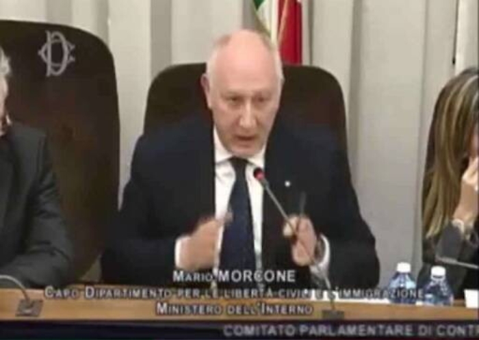 ”Chiudere il Cara di Mineo ora è impossibile ma il numero di ospiti sarà ridotto a 2 mila”