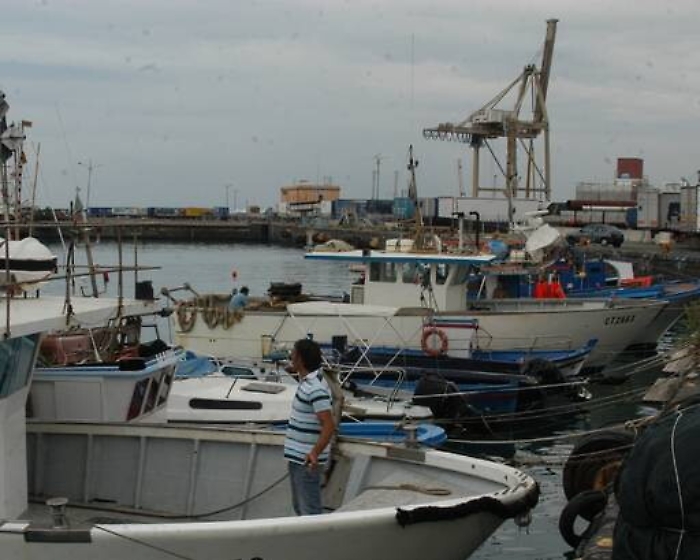 Collisione pescherecci italiano e tunisino, nessun ferito