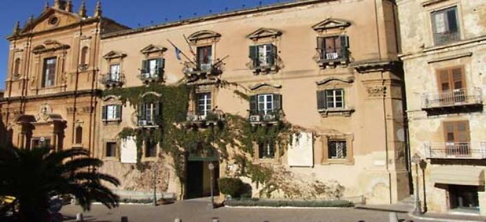 Un condannato dalla Corte dei Conti diventa capo della Polizia locale ad Agrigento: La Vardera chiede lumi al presidente Schifani