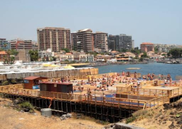 Depreda col cognato i solarium Ma è stato bloccato e arrestato