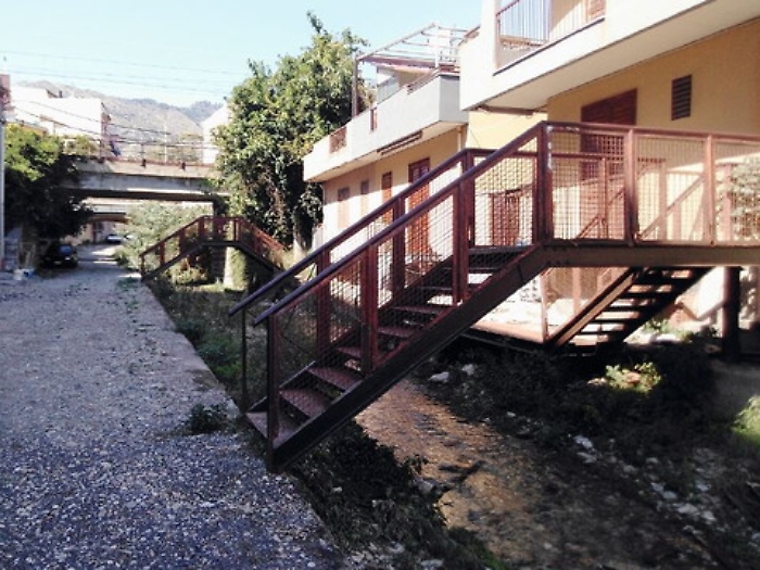 &laquo;Quelle passerelle vanno rimosse&raquo;