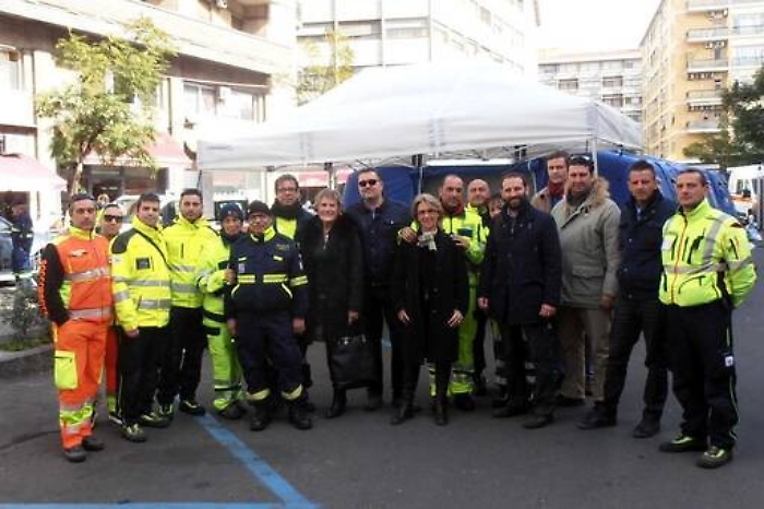 Gli &ldquo;angeli&rdquo; dei devoti: quelli del presidio medico mobile