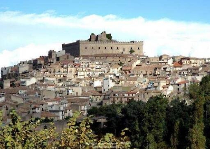 Il trionfo di Montalbano Elicona E’ questo il borgo più bello d’Italia