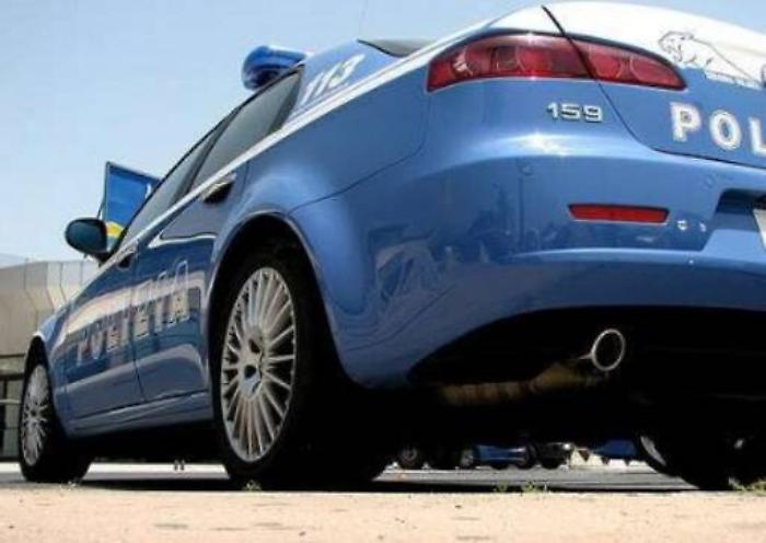 Calci, schiaffi e terrore continuo: donna esasperata fa arrestare il compagno a Canicatt&igrave;