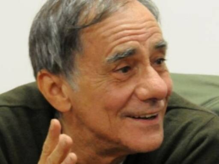 La lettera di Vecchioni alla Sicilia e ai siciliani: &laquo;E&rsquo; un&rsquo;Isola di merda solo se non si ribella&raquo;